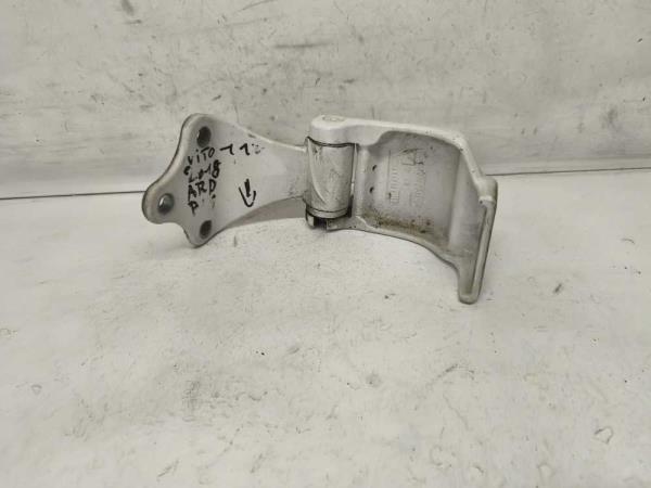 CHARNIER PORTE ARRIERE DROIT MERCEDES - Vue 1